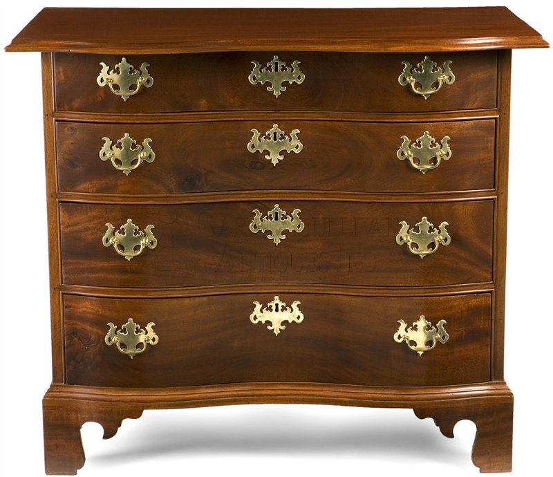 Chippendale Oxbow Chest of Drawers, North Shore, Mass