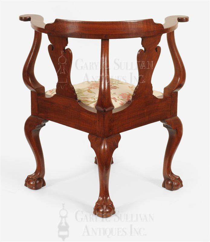 Chippendale walnut corner chair, (New York, NY)